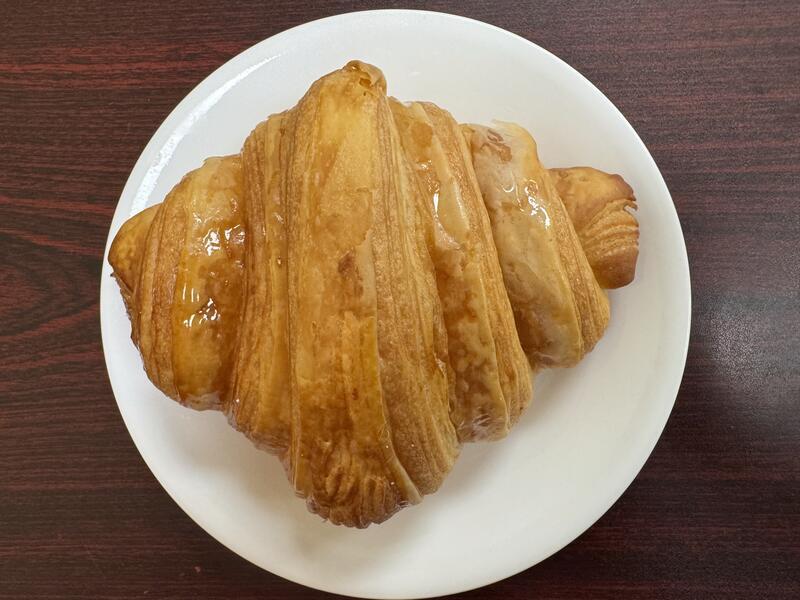 D6 All Butter Croissant