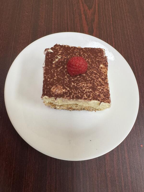 D17 Tiramisu Cake