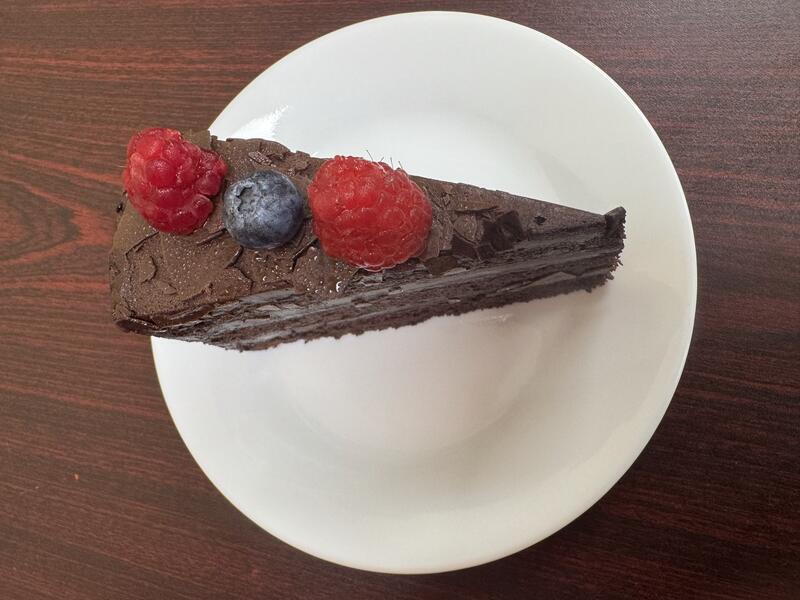 D4 Chocolate Cake